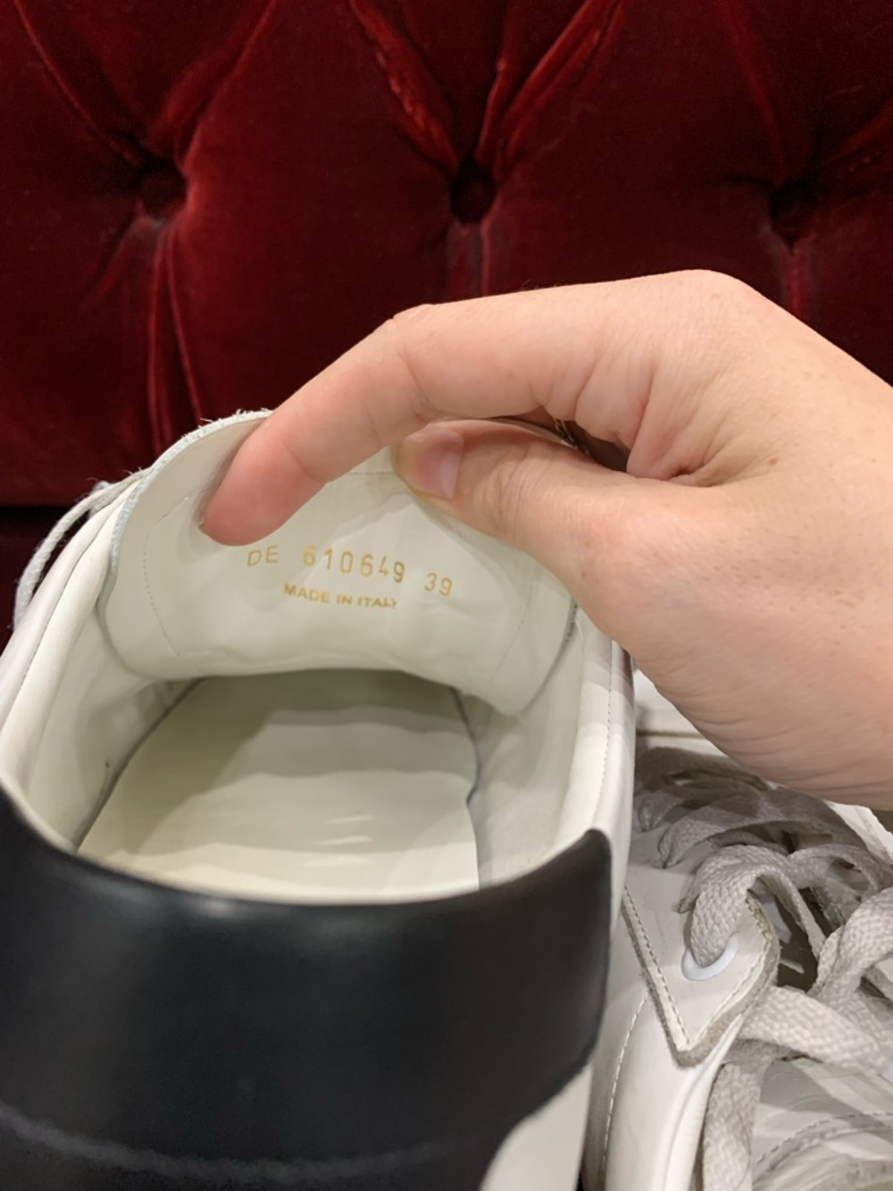 Saint Laurent White Leather Low-Top Sneakers with Black Heel - Picture 4 of 8